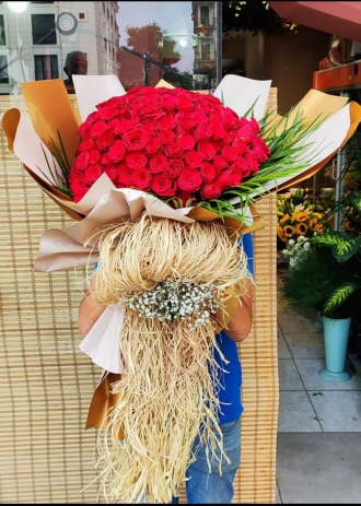 201 ADET ÖZEL  KIRMIZI GÜL BUKETİ 